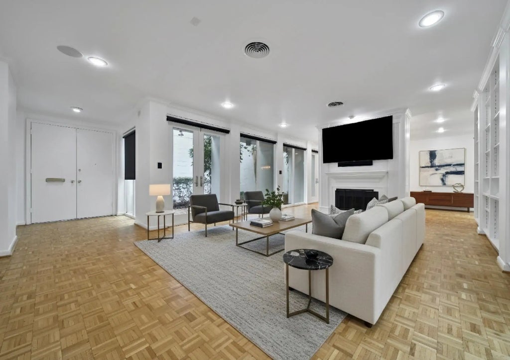 33 River Hollow Lane, Houston