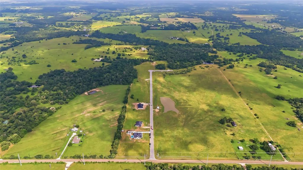 2472 Coronado Estates Drive, Bryan
