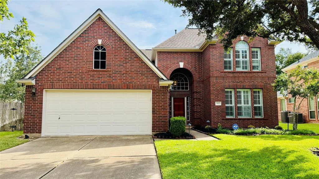 3906 Southsand Drive, Pearland