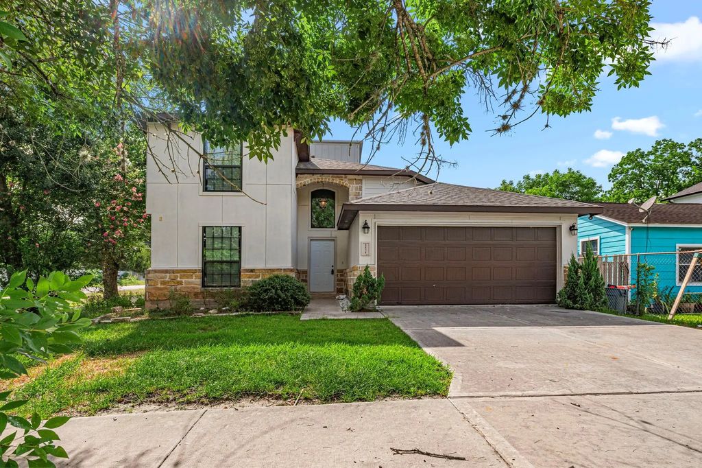 6838 Foster Street, Houston