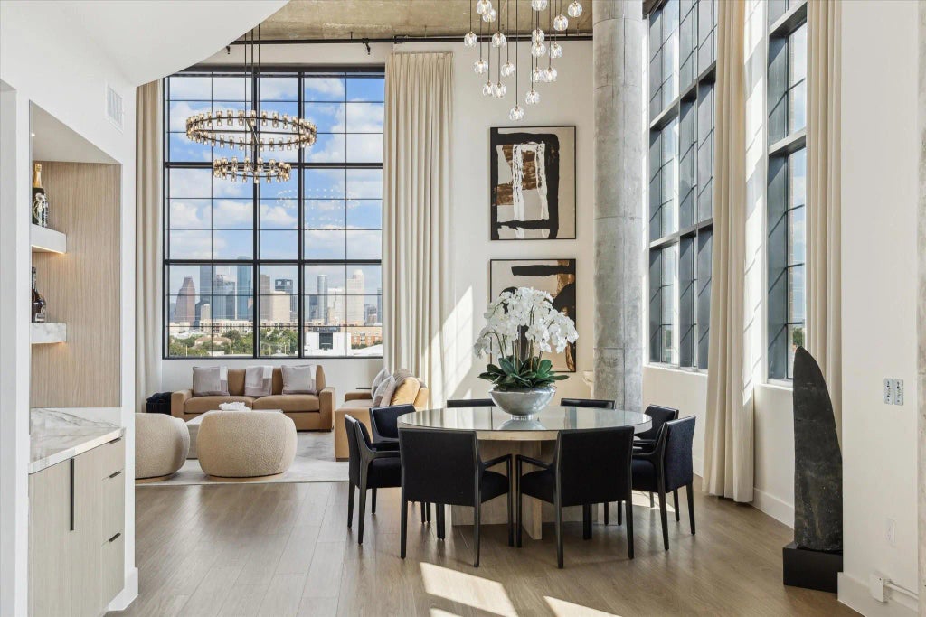 1914 W Gray Street 301, Houston