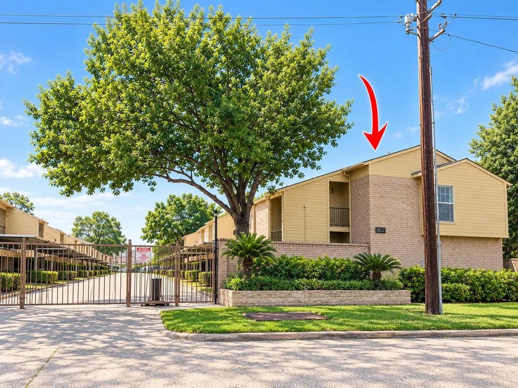 700 Thicket Lane 602, Houston