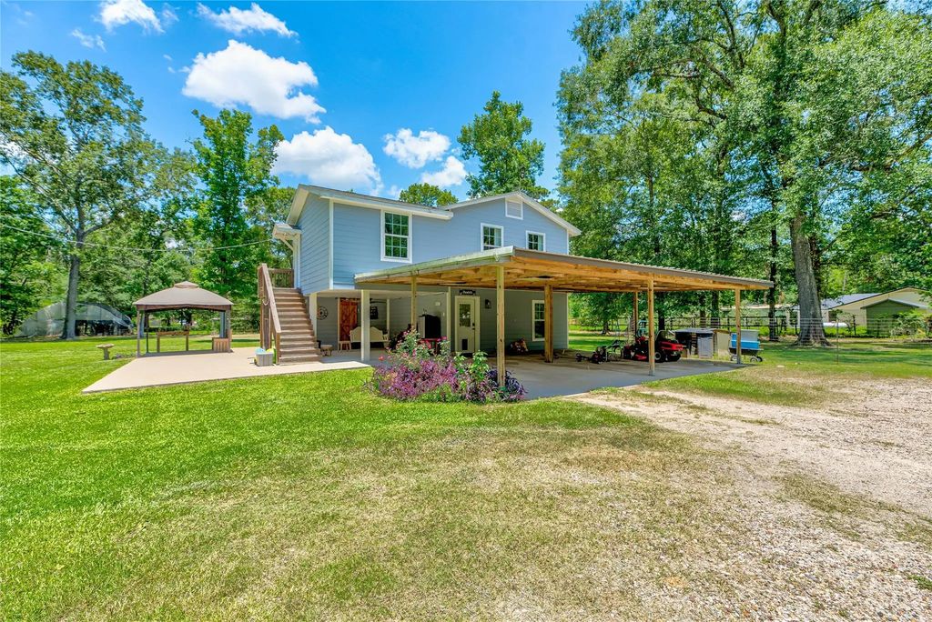 445 County Road 3183 Road, Cleveland