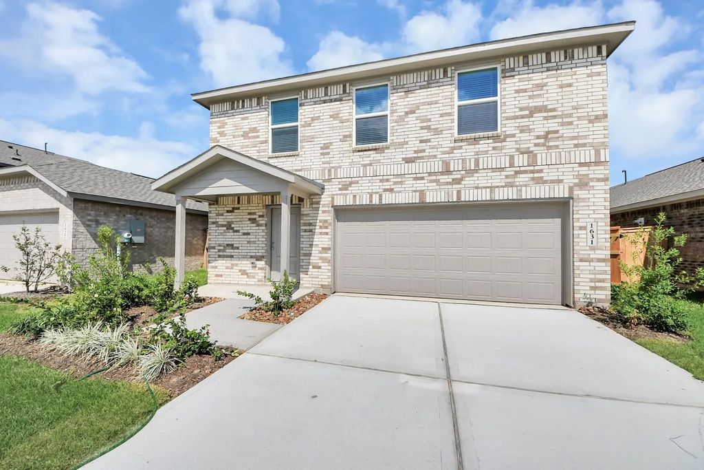 1631 Windrose Bend, Angleton