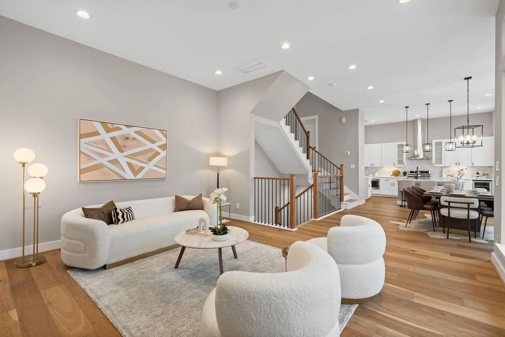 1177 W 19th Street, Houston