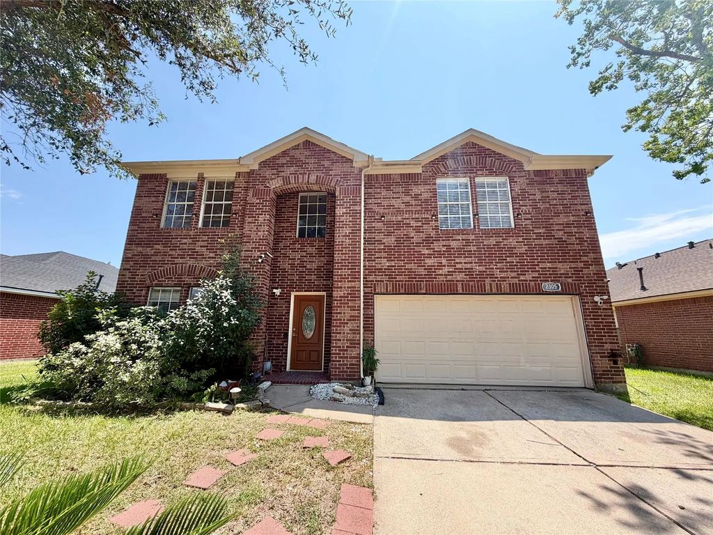 2305 Ames Street, Pearland
