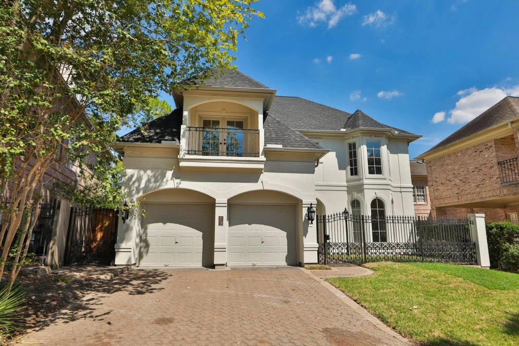 58 E Bend Lane, Houston