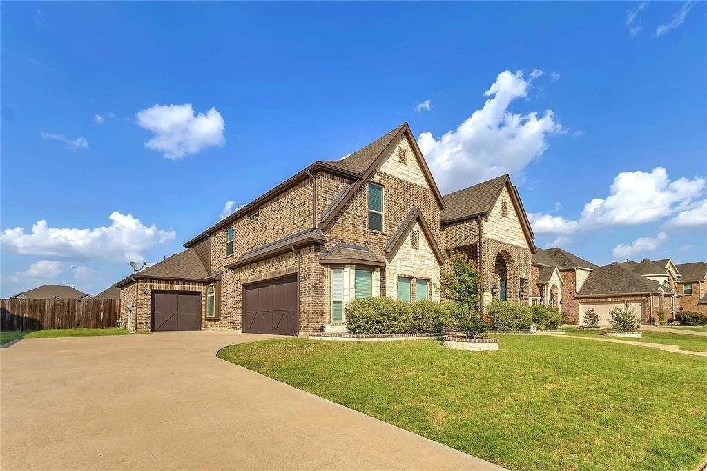 1209 Rogers Parkway, Forney