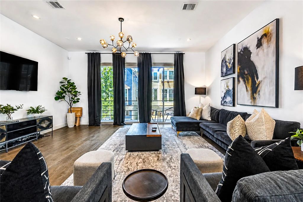1146 W 17th Street, Houston