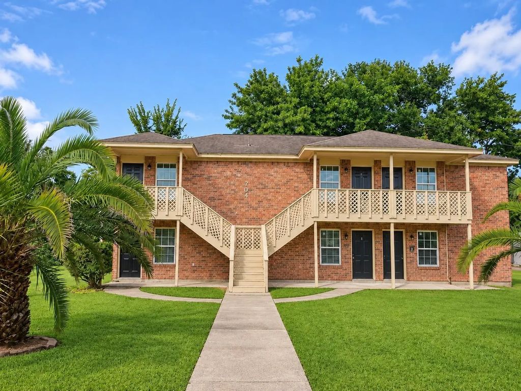 704 Ave B 5, La Marque