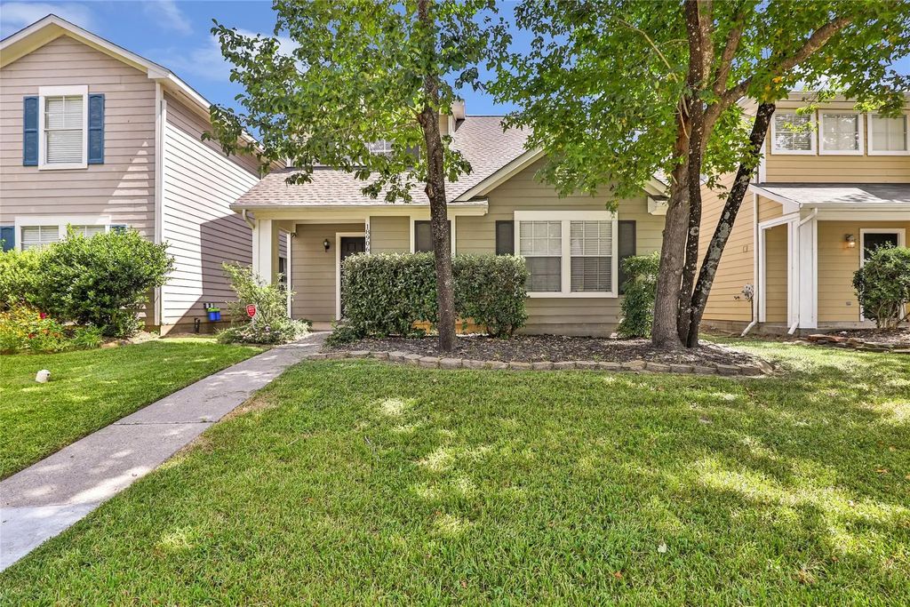 18906 Atasca Oaks Drive, Humble