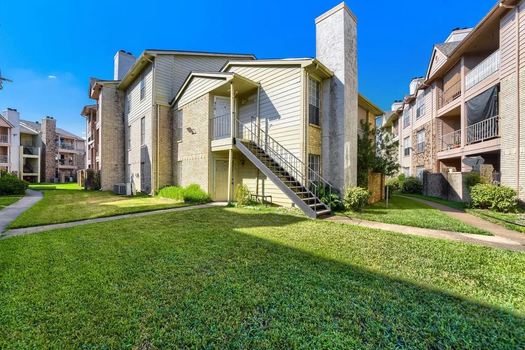 10101 S Gessner Road 409, Houston