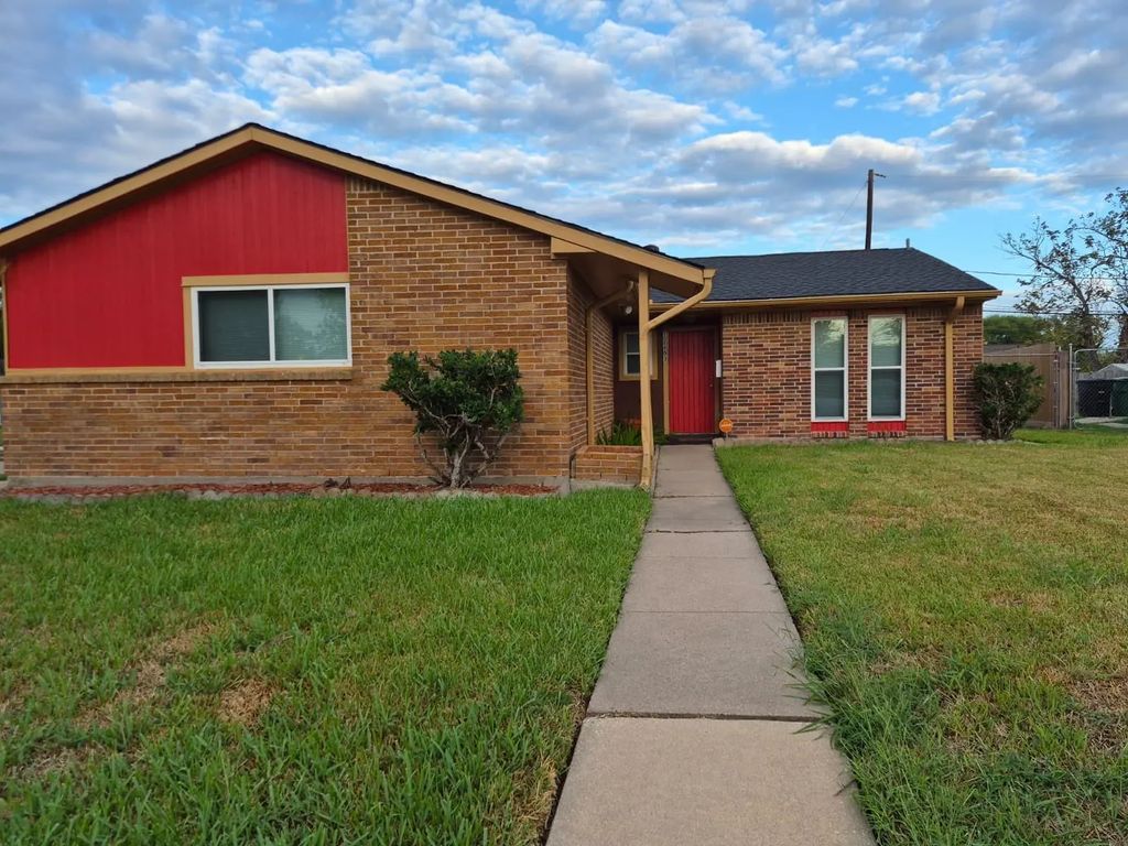12603 S Coast Drive, Houston