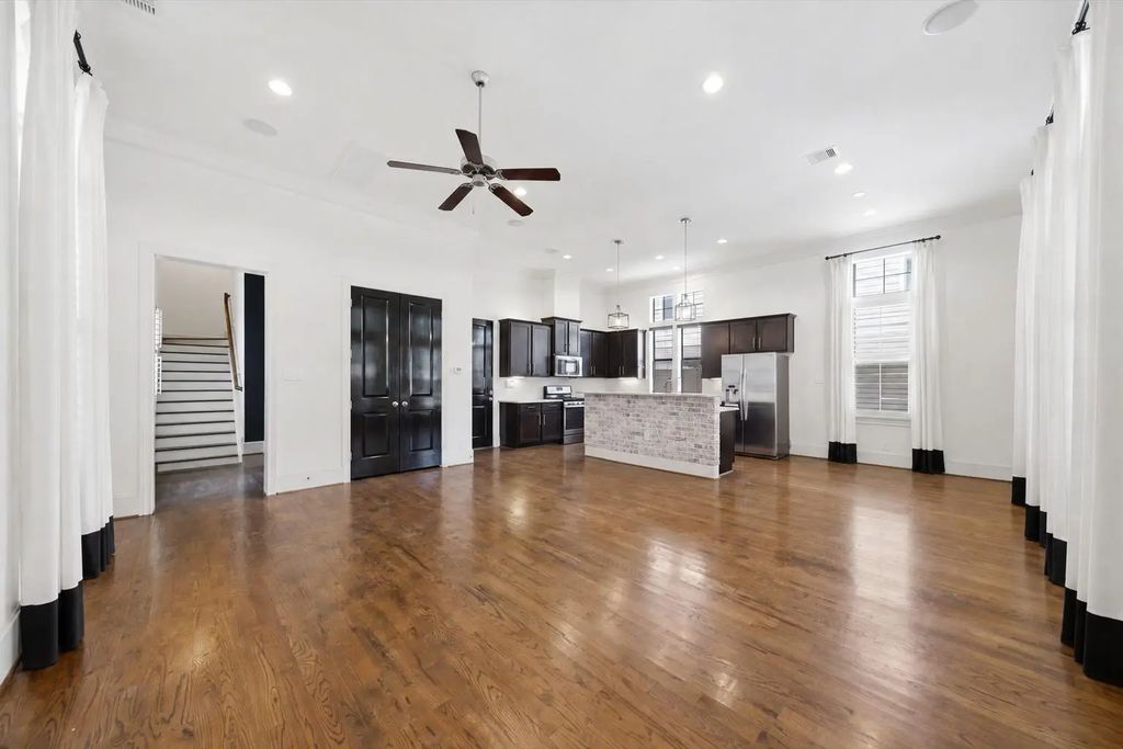 3219 Maxroy Street, Houston
