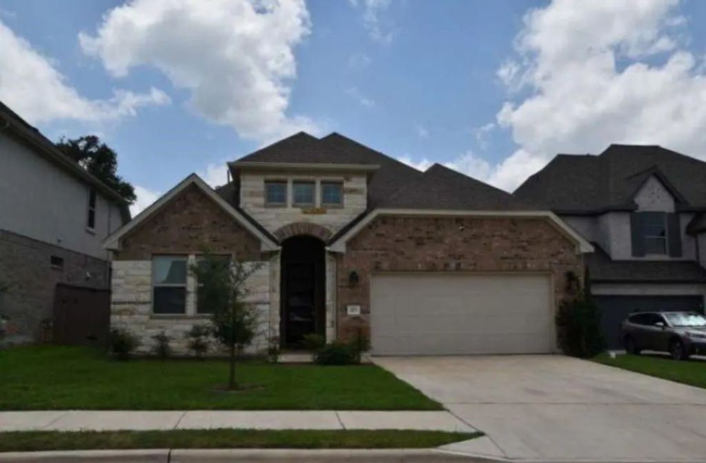377 Jefferson Drive, Kyle