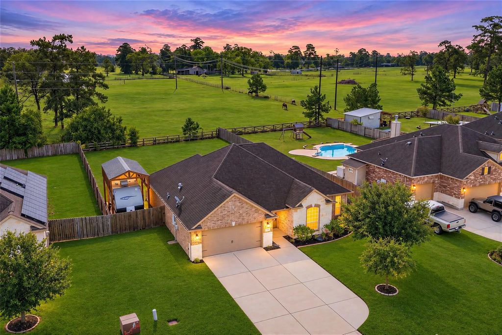 18803 Maverick Ranch Road E, Magnolia