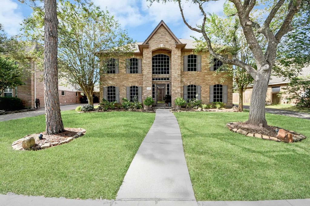 1408 N Pine Orchard Drive, Pearland