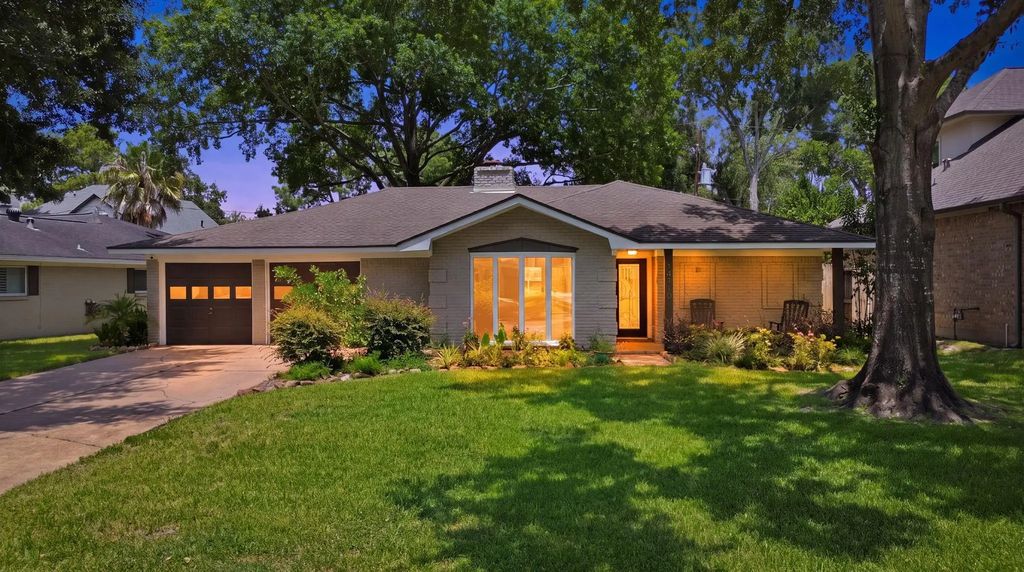 14110 Barryknoll Lane, Houston