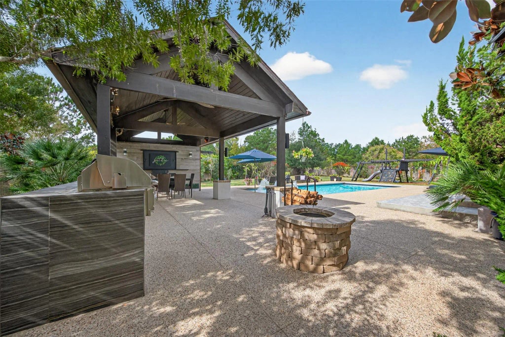 114 Buck Trail Place, Spring