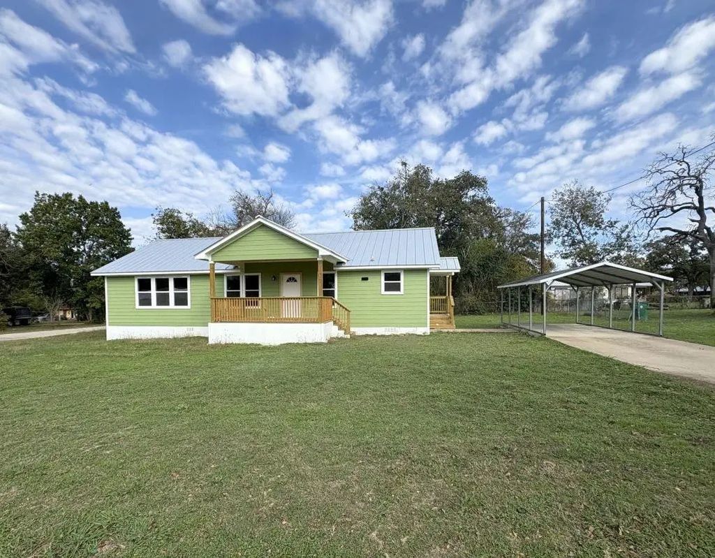 102 Terral Ct, Cameron