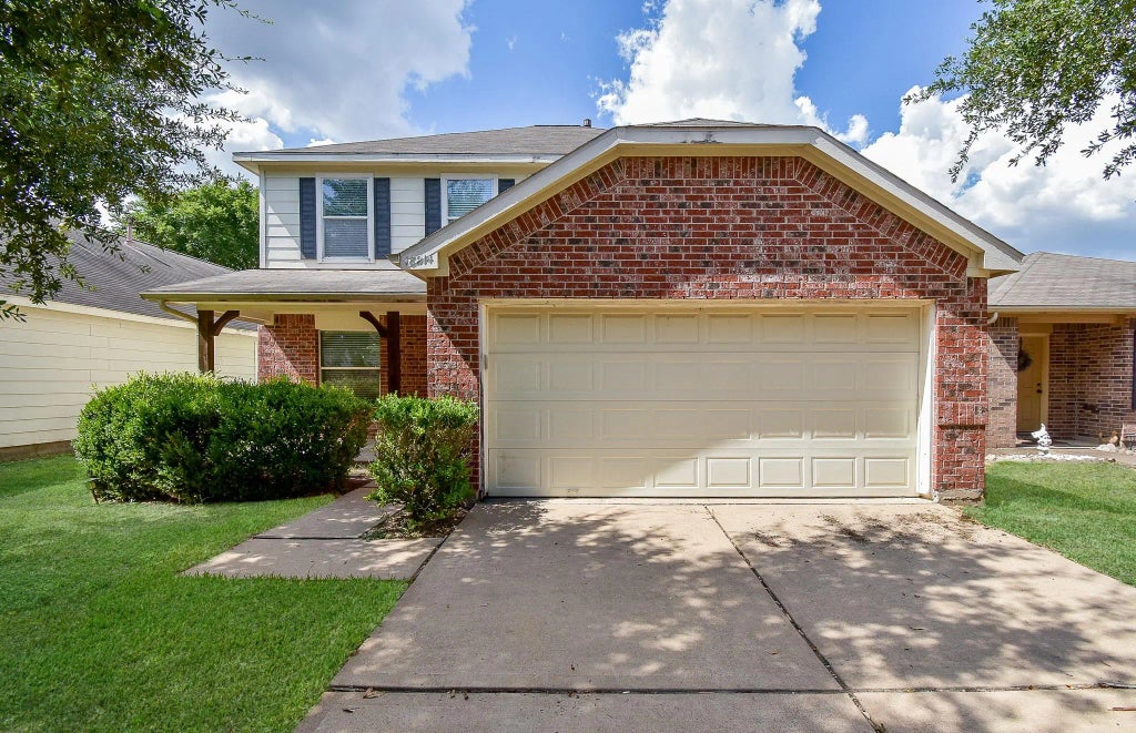 18214 Olive Leaf Drive, Houston