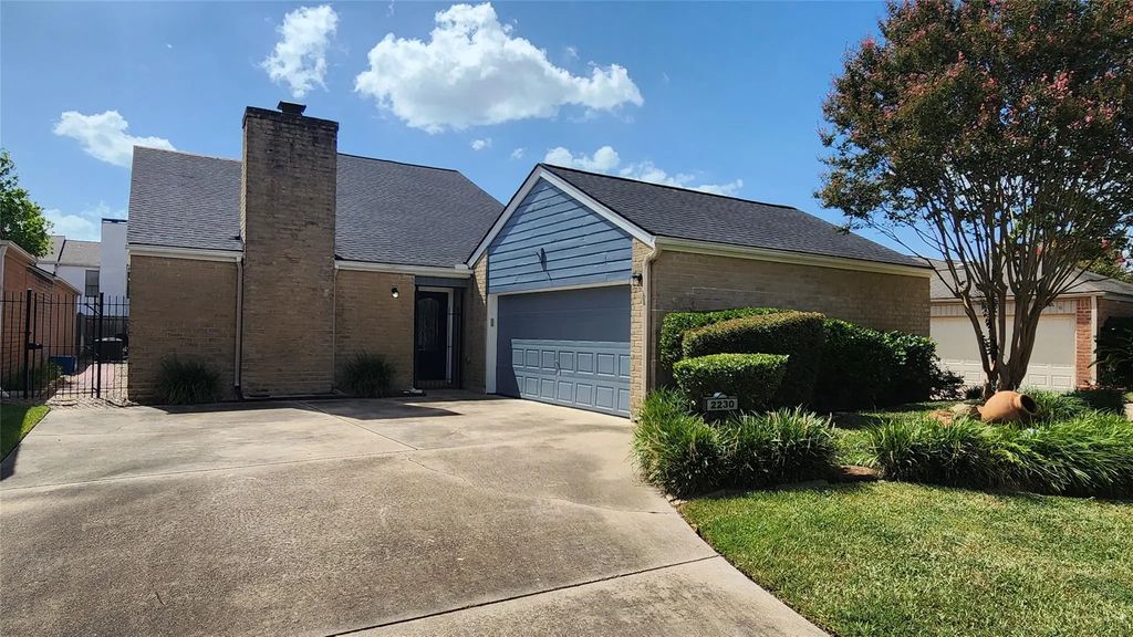 2230 Ashford Hollow Lane, Houston