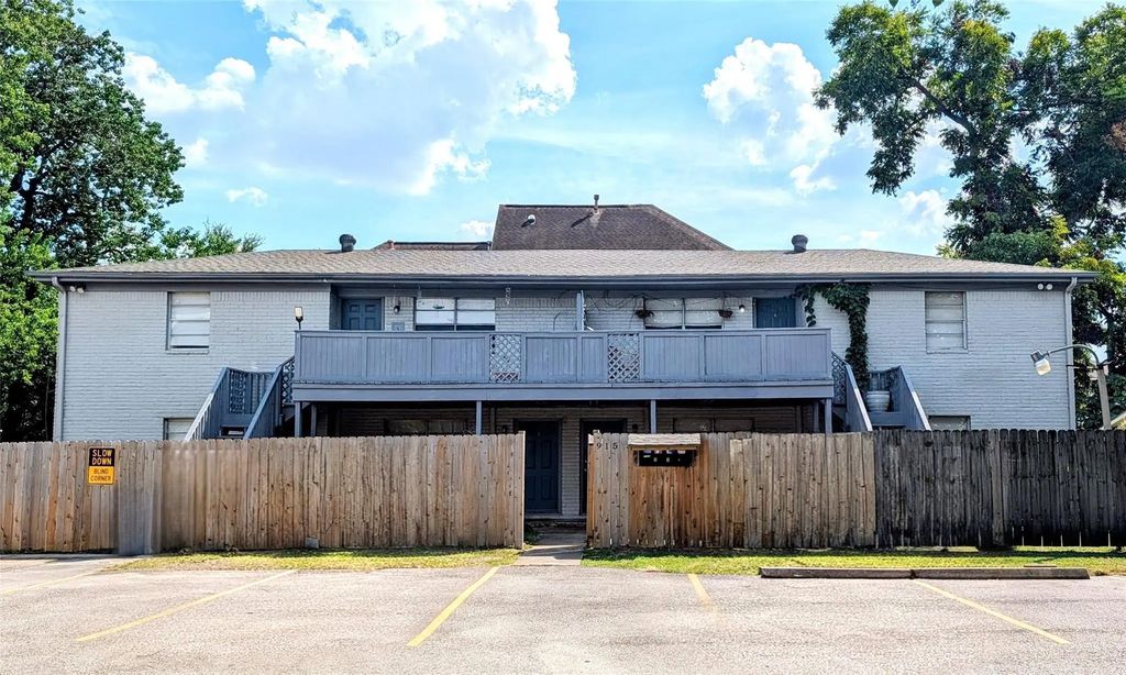 915 Alexander Street 2, Houston