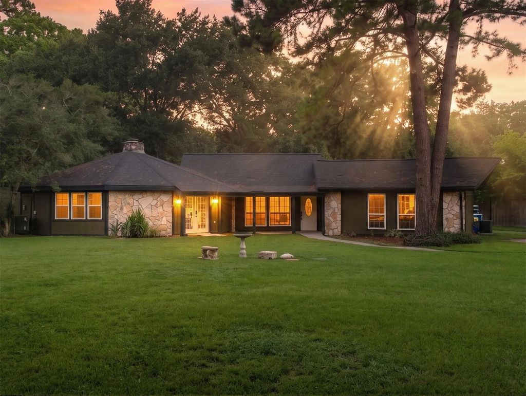 17002 Bobcat Trail, Cypress