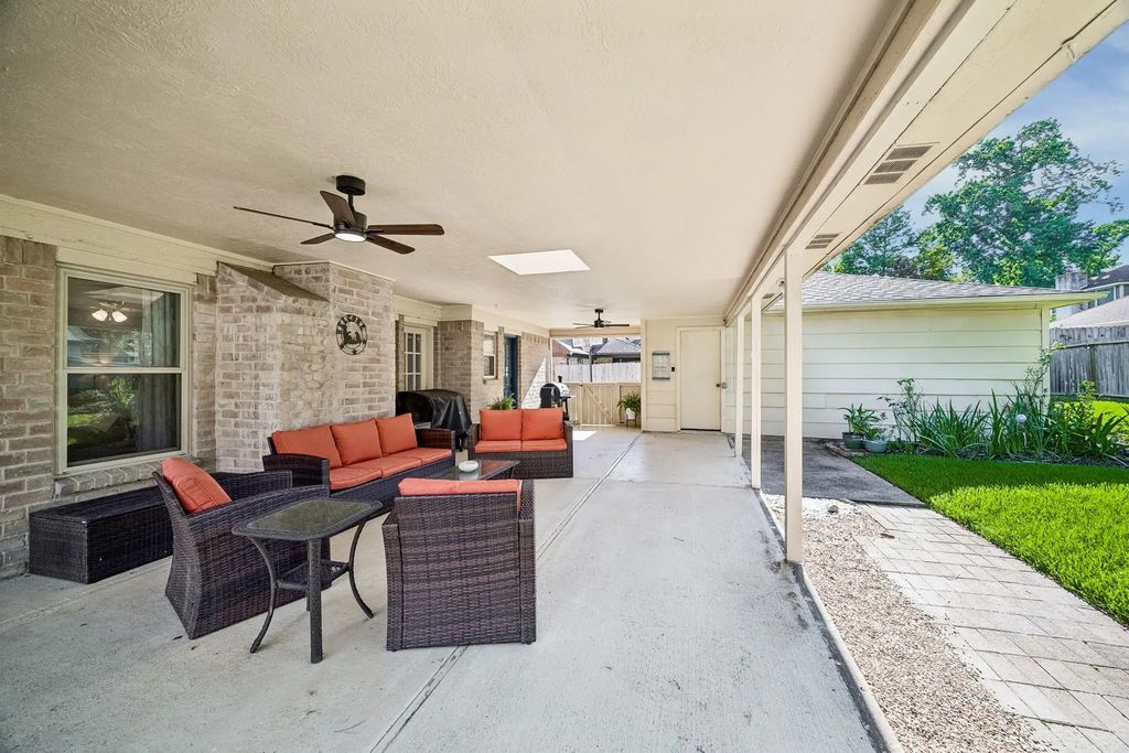 7611 Heritage Pines Drive, Humble
