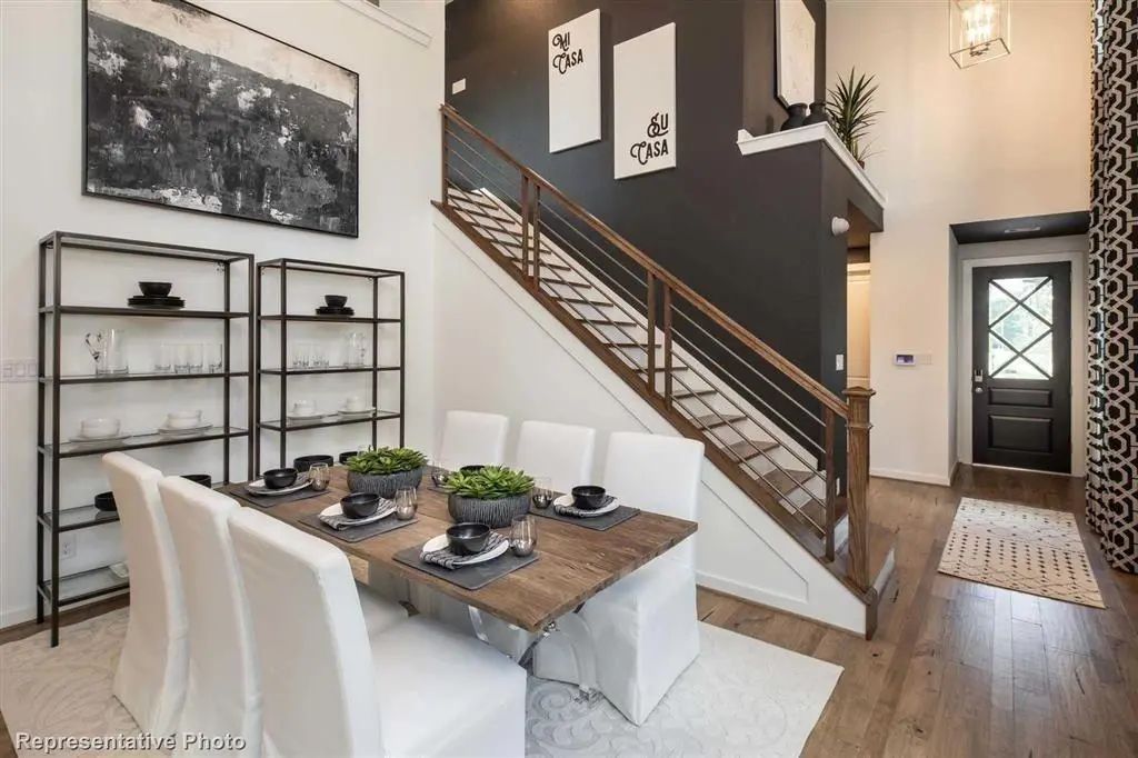 23719 Mock Wagon Way, Richmond