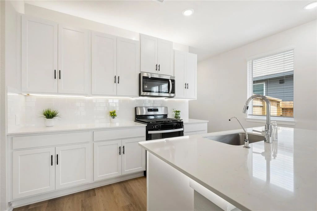 29127 Samuel Gardens Court, Waller
