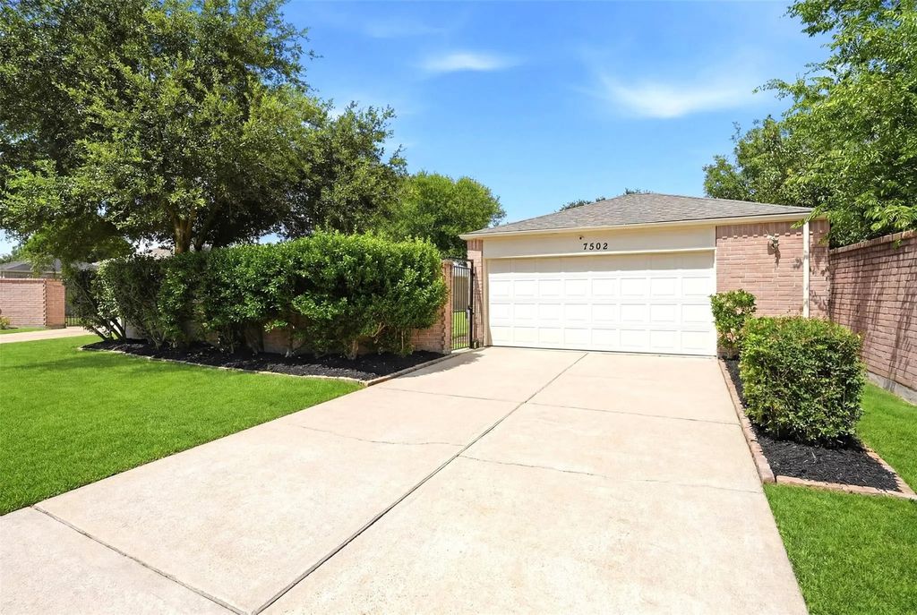 7502 Addicks Clodine Road, Houston