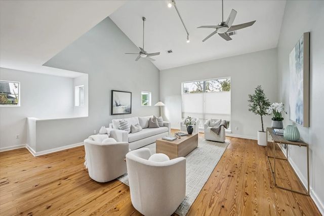 2508 Calumet Street E, Houston