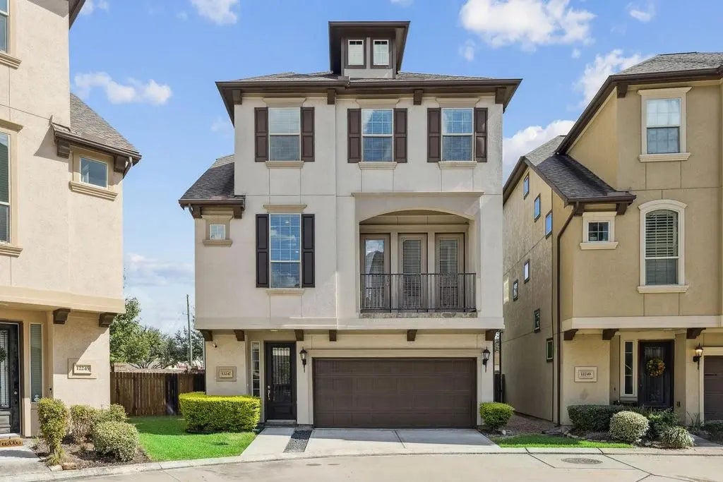 12247 Oxford Crescent Circle, Houston
