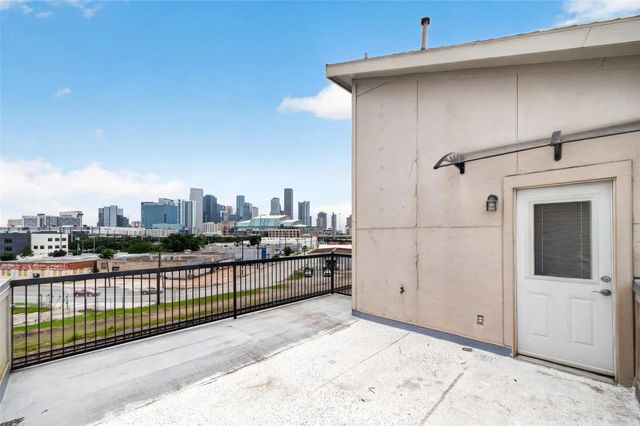 2352 Sperber Lane, Houston