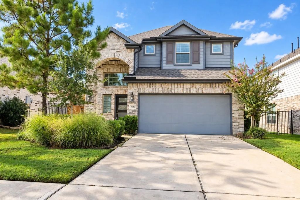 7912 Spring Run Drive, Magnolia
