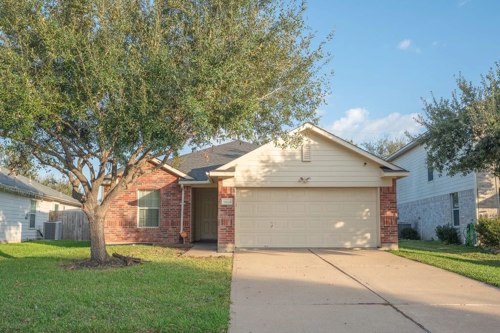 7843 Crescent Village Lane, Richmond