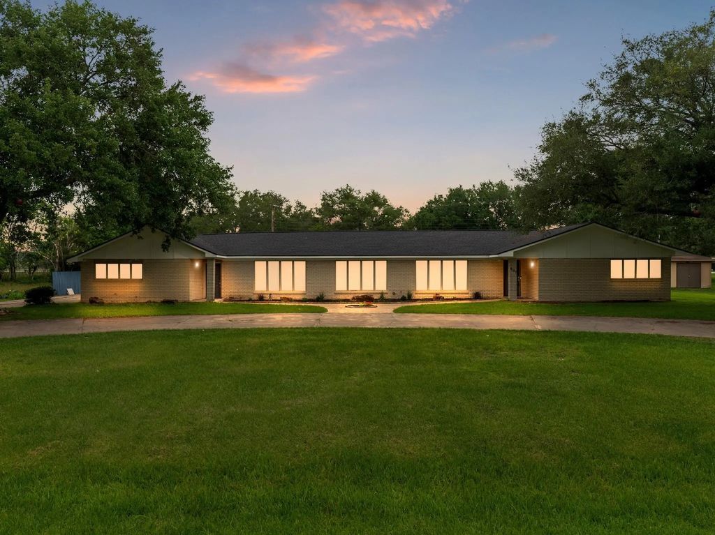 601 W 6th Street, Bay City