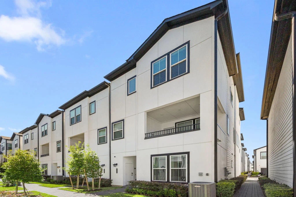 2718 Grand Fountains Drive G, Houston