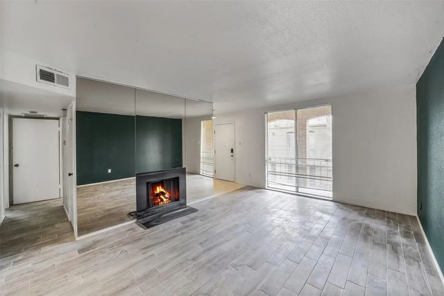 4643 Wild Indigo Street 414, Houston