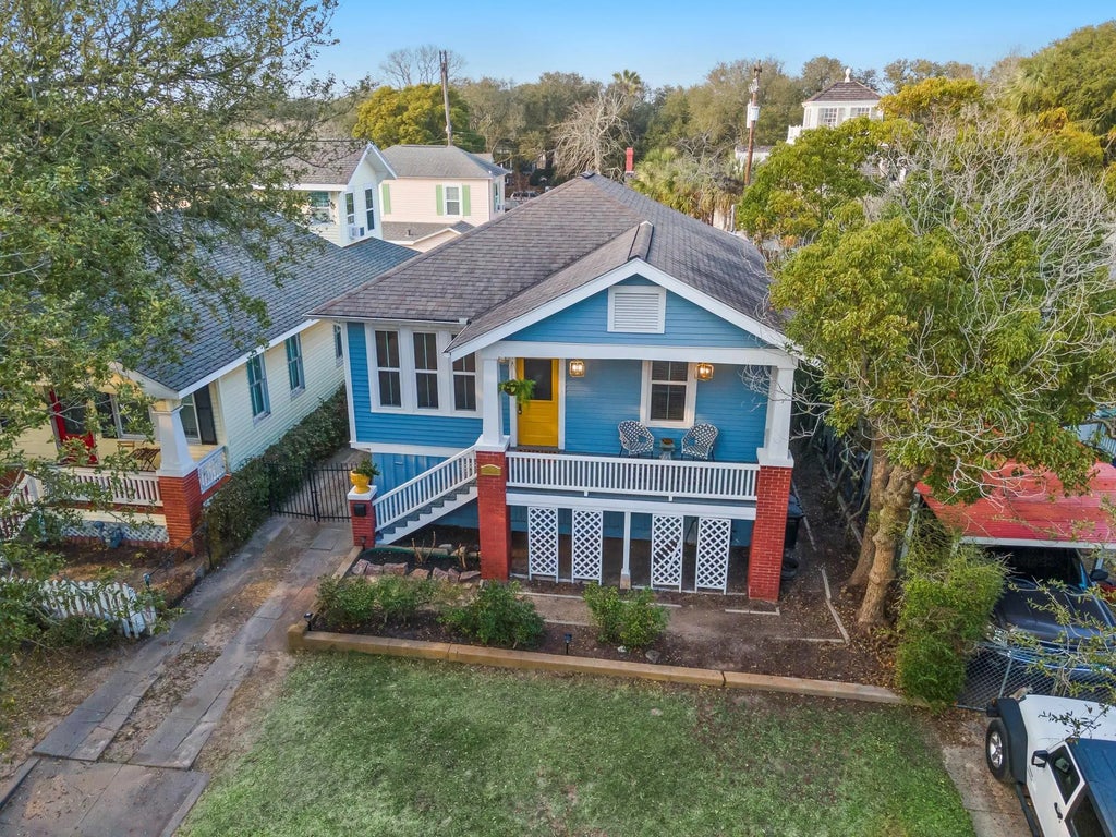 3610 Avenue P 1/2, Galveston