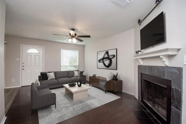 2379 Briarwest Boulevard 28, Houston