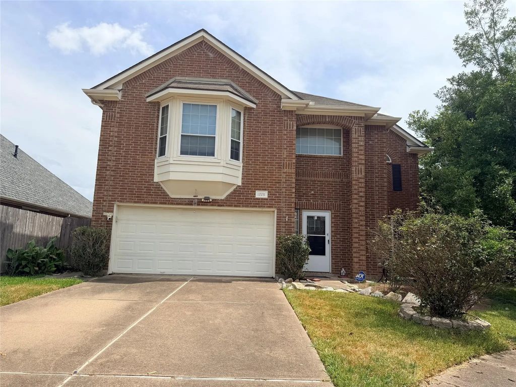 12211 Meadow Crest Court, Meadows Place