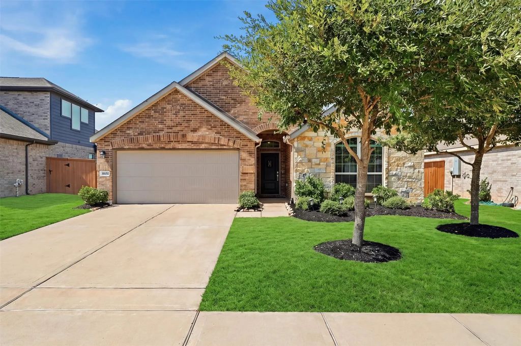 8651 Flamingo Bay Lane, Cypress