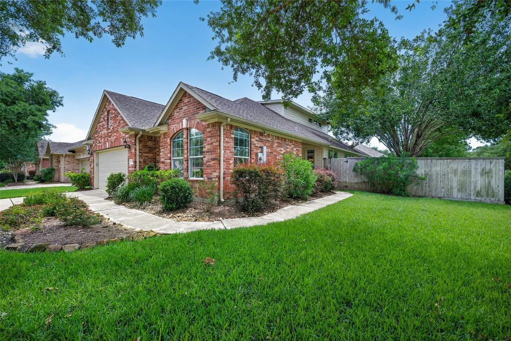1308 Modena Drive, Pearland