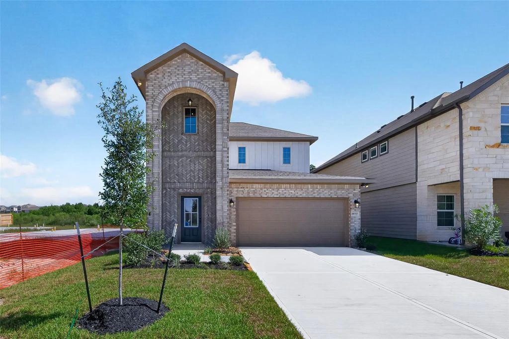 40757 Mostyn Lake, Magnolia