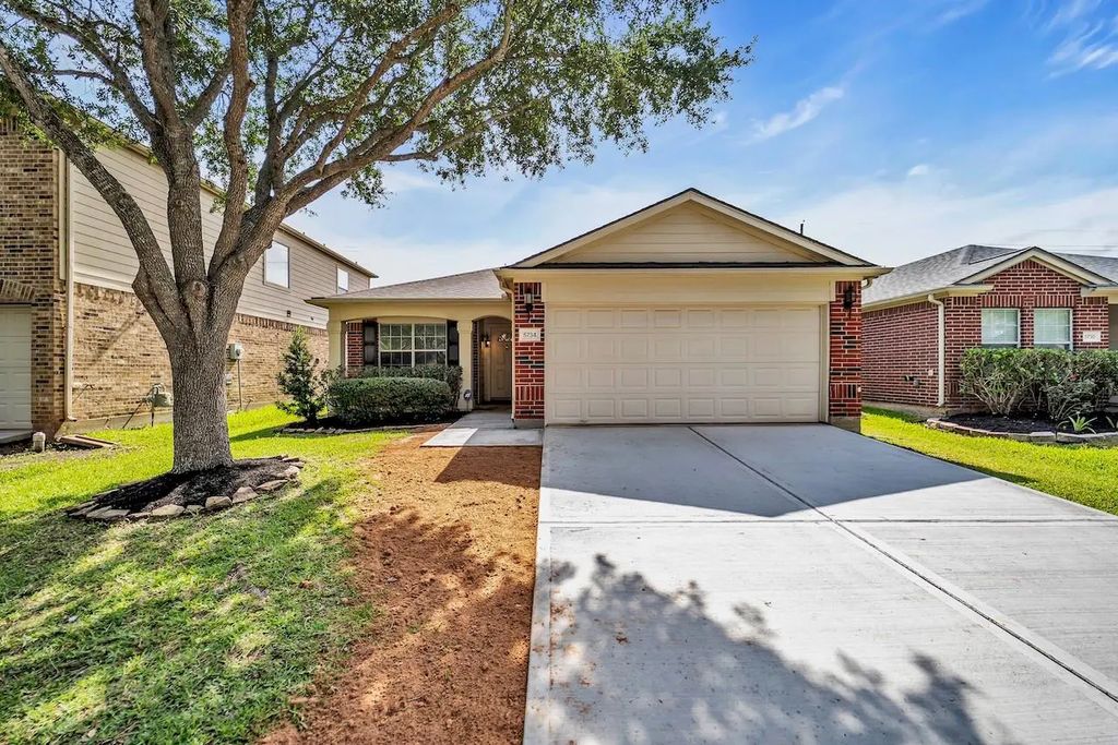 5734 Baldwin Elm Street, Richmond