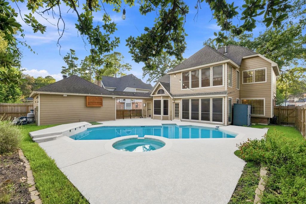 5626 Spring Lodge Drive, Houston