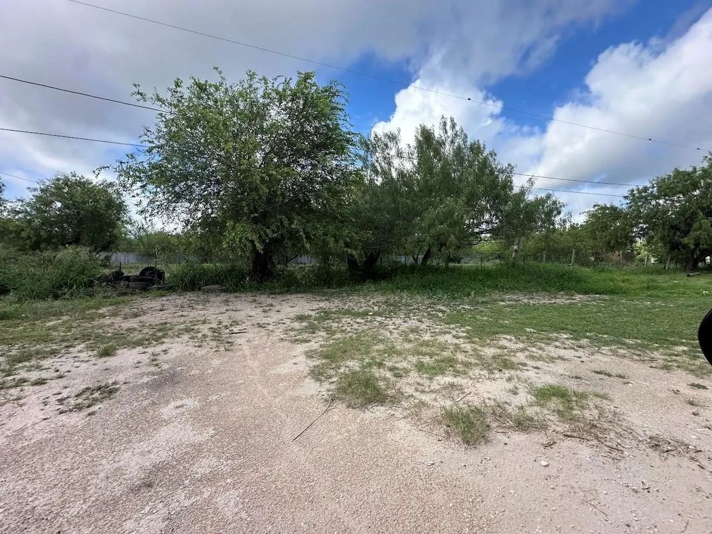 7024 N Taylor Road, McAllen