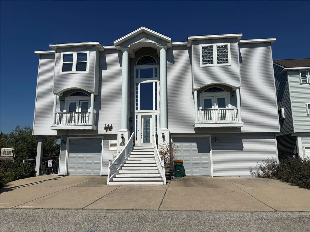 1 S Pintail Street, La Marque
